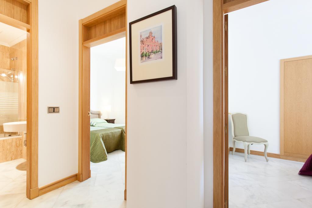 Holi-Rent Castilla Севилья Экстерьер фото