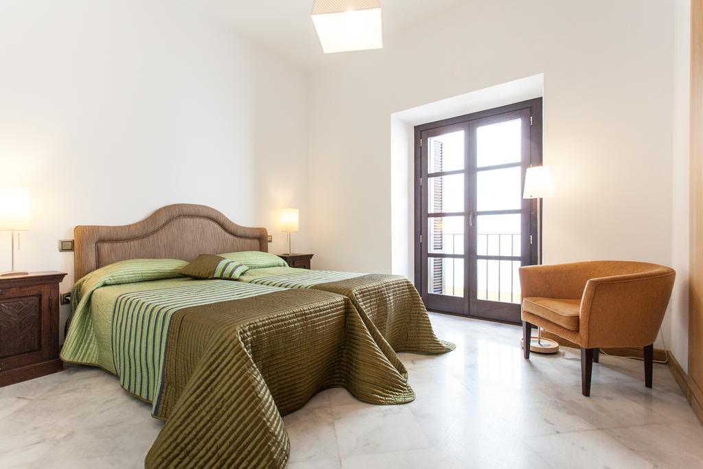 Holi-Rent Castilla Севилья Экстерьер фото